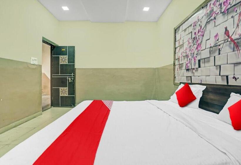 Трехместный Номер Классика, Oyo Flagship 80557 Hotel New Ss Palace