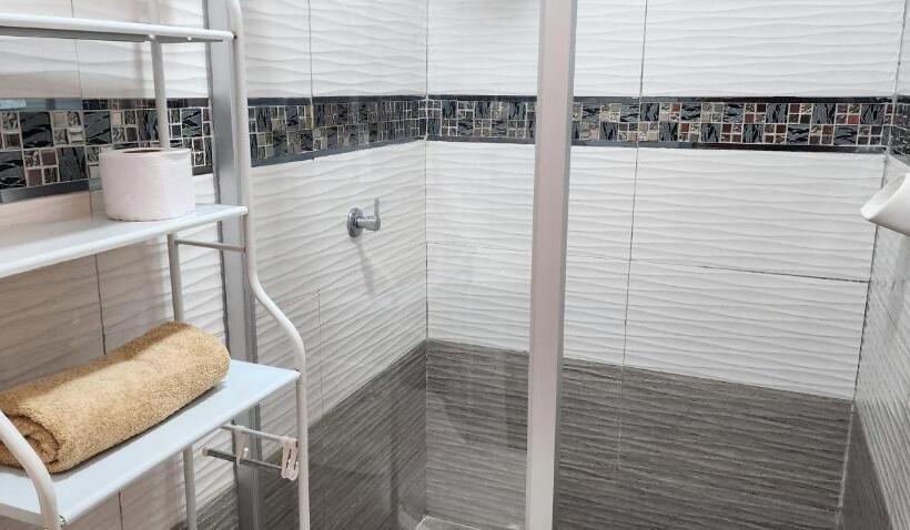 اتاق استاندارد, Makasai Habitaciones