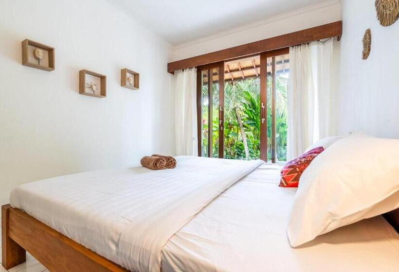 Номер Стандарт Вид на Сад, Uda Suite Guest House 4