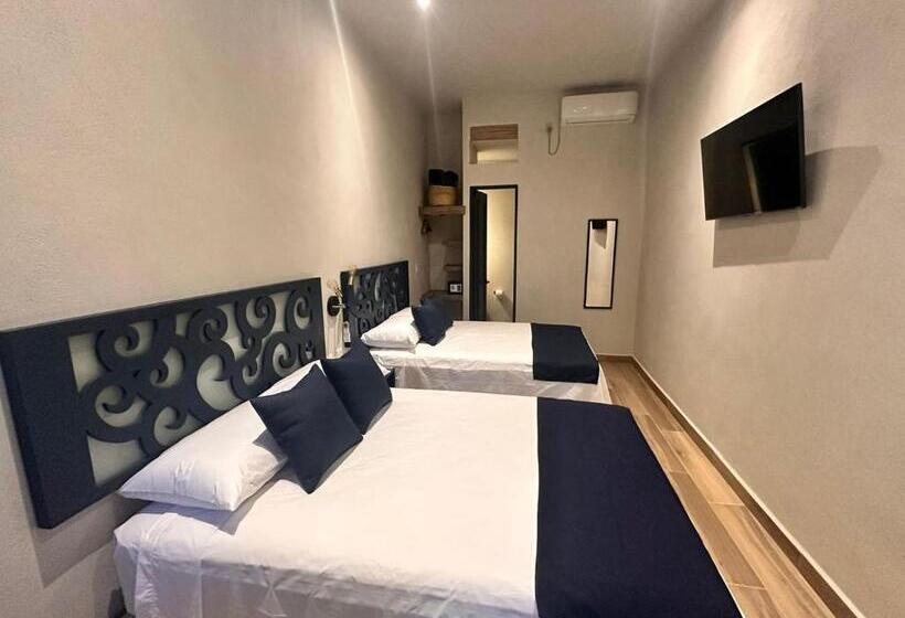 バルコニー付きデラックスルーム, Centrico House