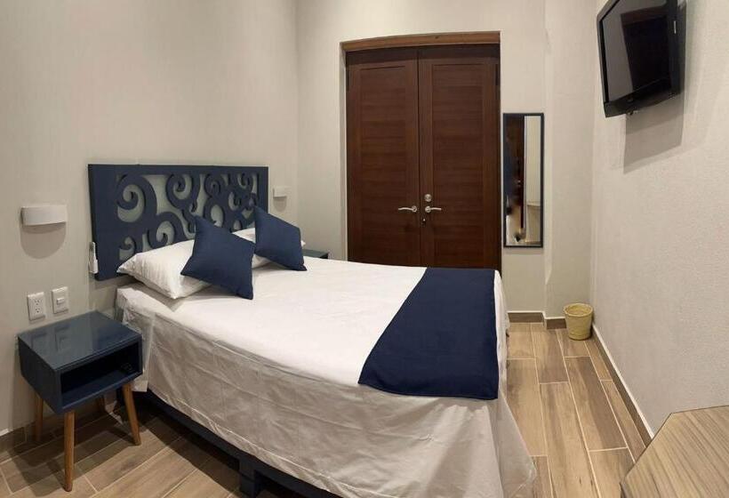 חדר דחוקס עם מיטת קינג, Centrico House