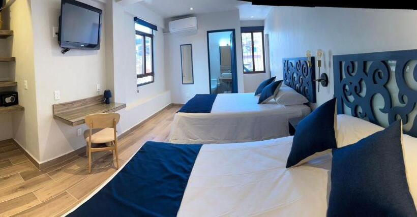 חדר דלוקס, Centrico House