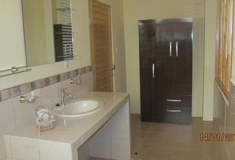 デラックストリプルルーム, Balcones De Zorritos