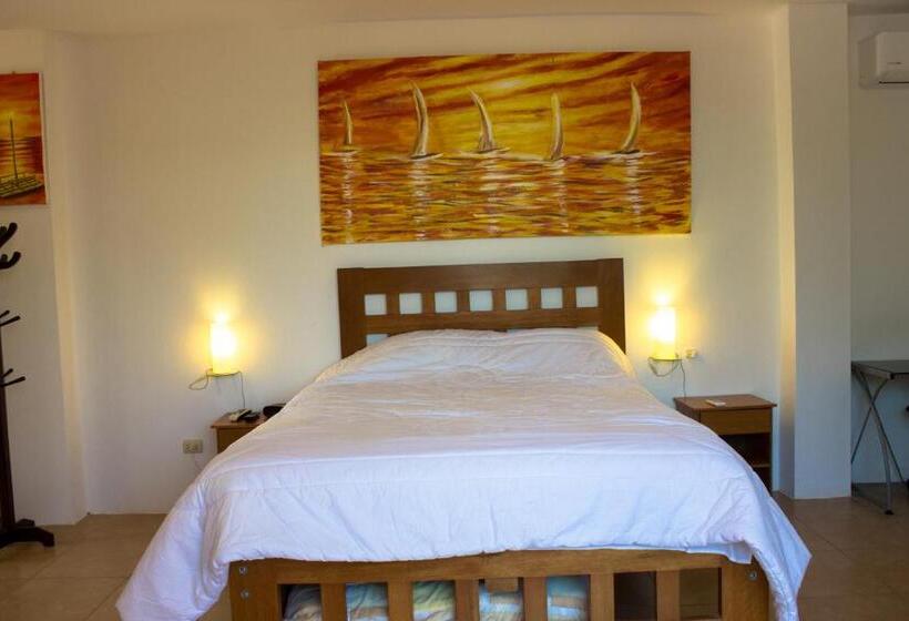 デラックストリプルルーム, Balcones De Zorritos