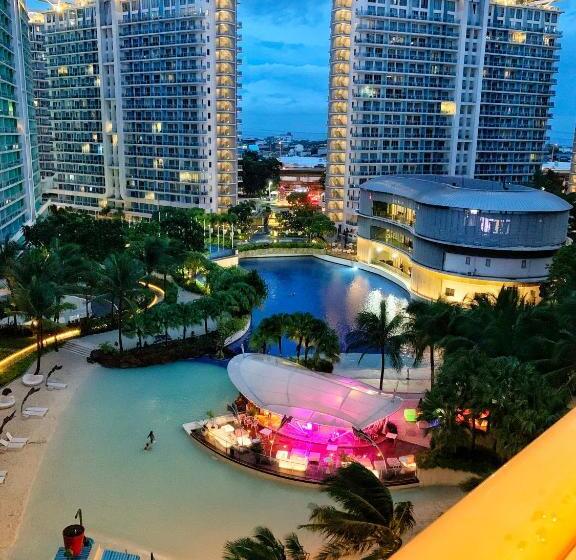 발코니가 있는 스위트, Manila Homes Azure 1br Beach View