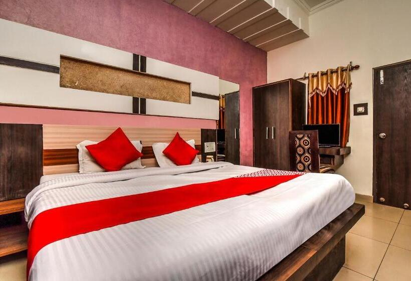 Трехместный Номер Классика, Oyo Flagship Hotel Alpine Inn