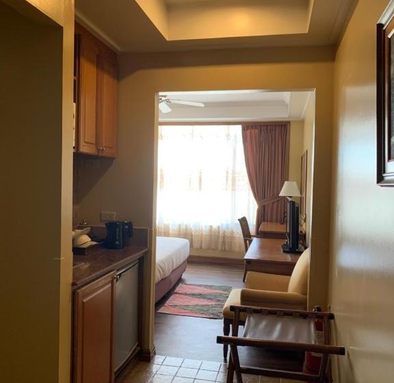 스탠다드 룸 가든 전망, The Manor Hotel Baguio Private Unit Superior Room With A Great View