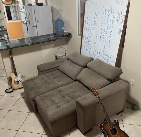 Łóżko we Wspólnym Pokoju, Lohighfive