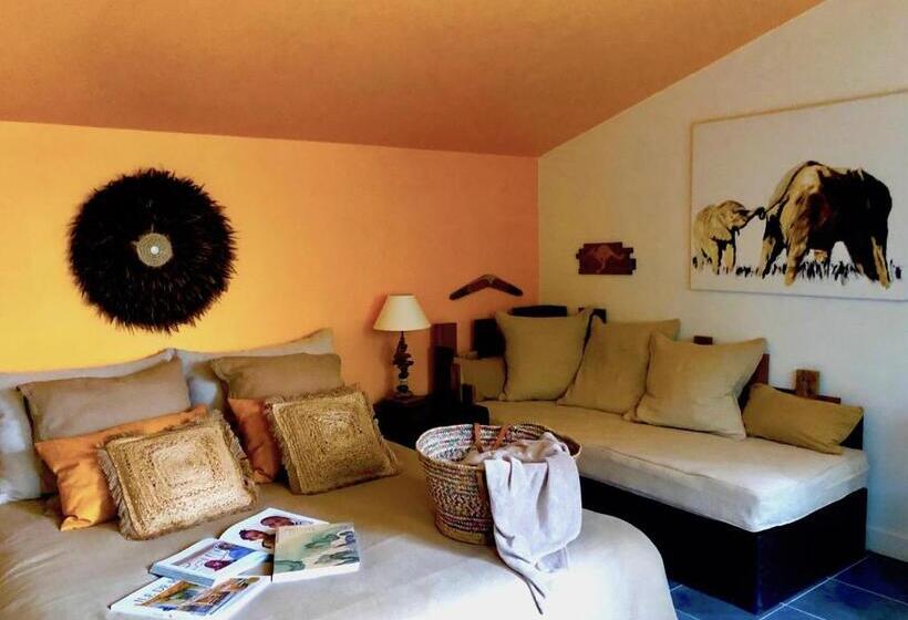 غرفة قياسية سرير كينج, Le Jardin Des Portes