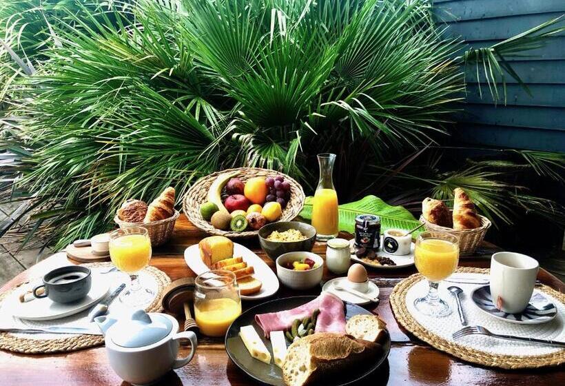 غرفة سوبيريور سرير كينج, Le Jardin Des Portes