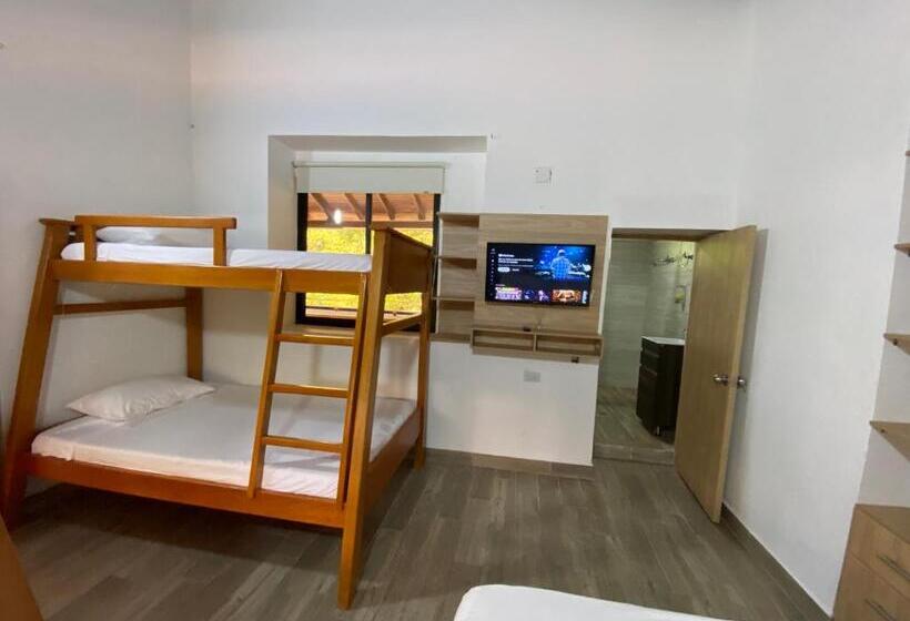 חדר משפחתי, Cristales Del Rio Resort