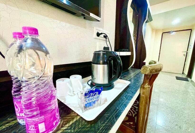 اتاق سوپریور, Naren Palace