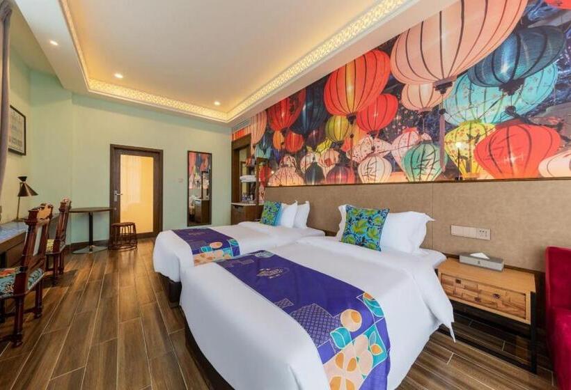 バルコニー付きデラックスルーム, Overseas Chinese Town Nanyang Inn