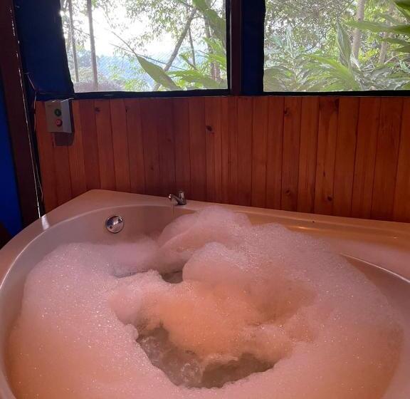 חדר סטנדרט עם ג'קוזי, Villas Del Rio Glamping