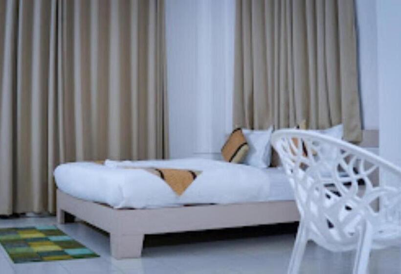 غرفة ديلوكس, Erica Residency Guwahati