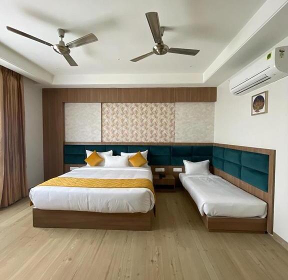 Номер Superior Кровать Кинг, Three Seasons