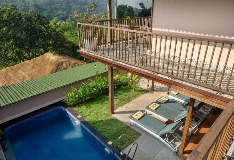 Villa 2 Makuuhuonetta, Simroseate