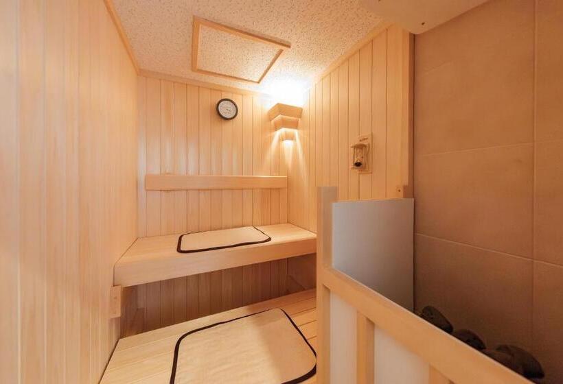 غرفة قياسية, The Hotel Obuse