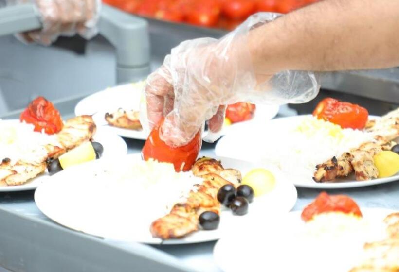 غرفة عائلية, فندق رتاج الحياة