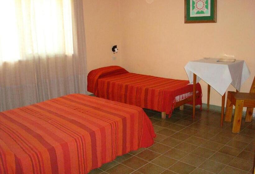 غرفة كلاسيكية ثلاثية, El Limon