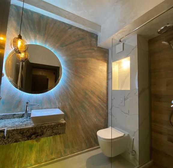 اتاق استاندارد سه تخته با بالکن, Kalya