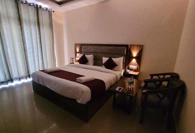 غرفة ديلوكس مزودة بشرفة, Keshav Nandan By The Shivaay