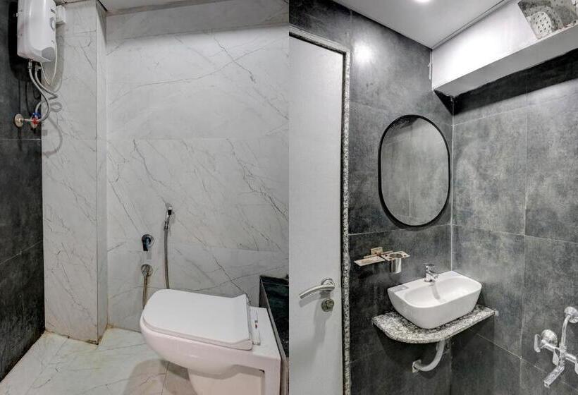 غرفة قياسية, Oyo Flagship The Crown