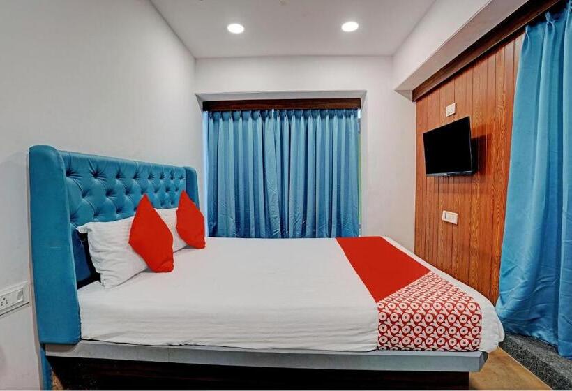 غرفة قياسية, Oyo Flagship The Crown