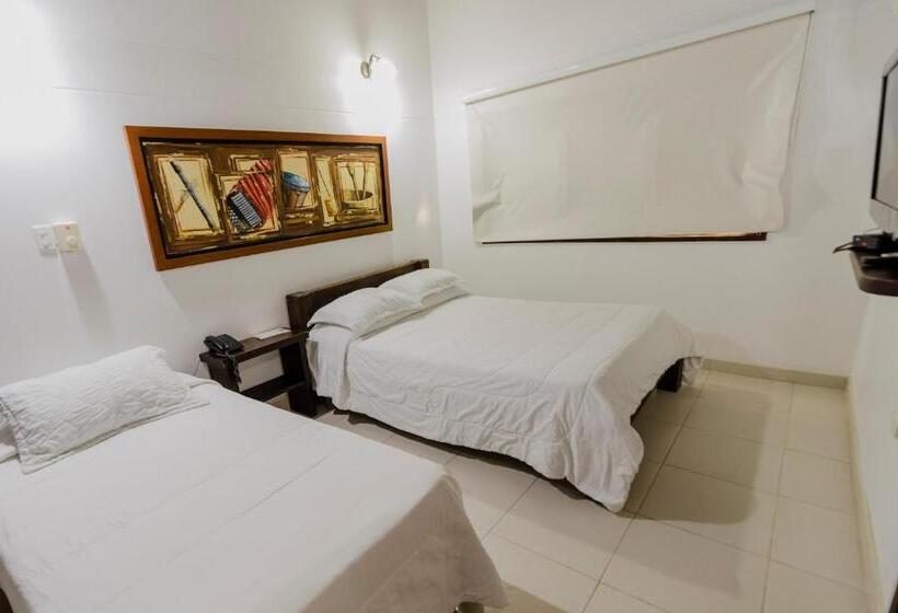 סוויטה משפחתית, Rancho Regis