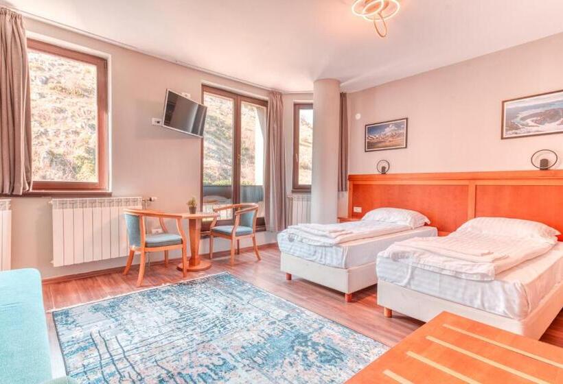 اتاق لوکس, Smrcha, Resort Mavrovo