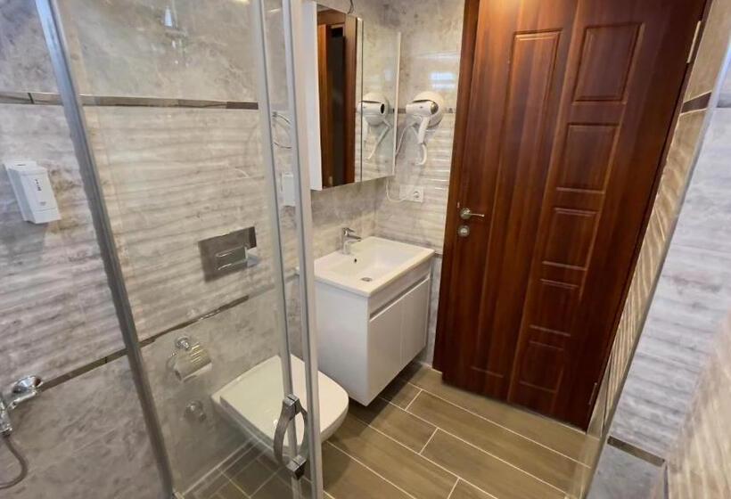 Triple Room Sea View, The Lavington