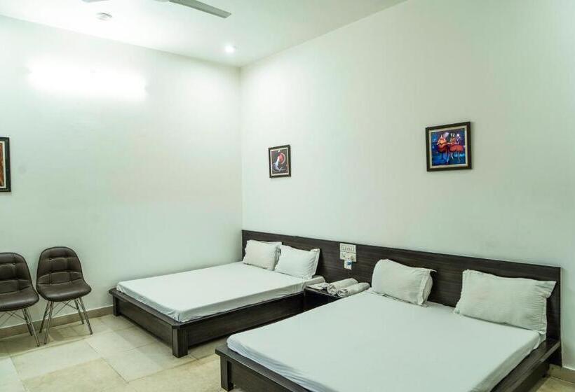 סוויטה אקזקיוטיב, Krishna Garden Hotel & Restaurant