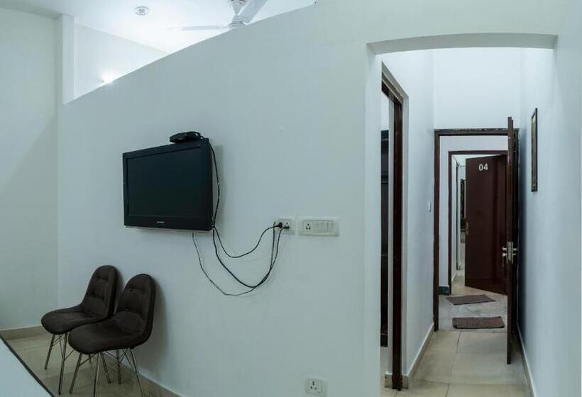 סוויטה נשיאותית, Krishna Garden Hotel & Restaurant