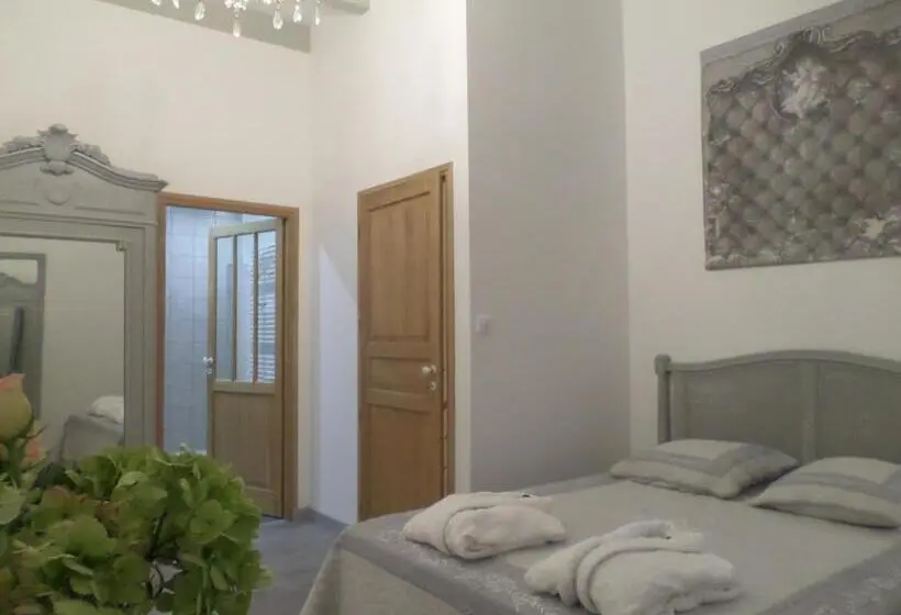 スタンダードルーム, Chambres D Hôtes L Escale