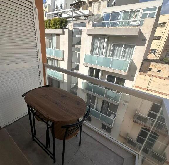 اتاق لوکس, La Bella Guesthouse