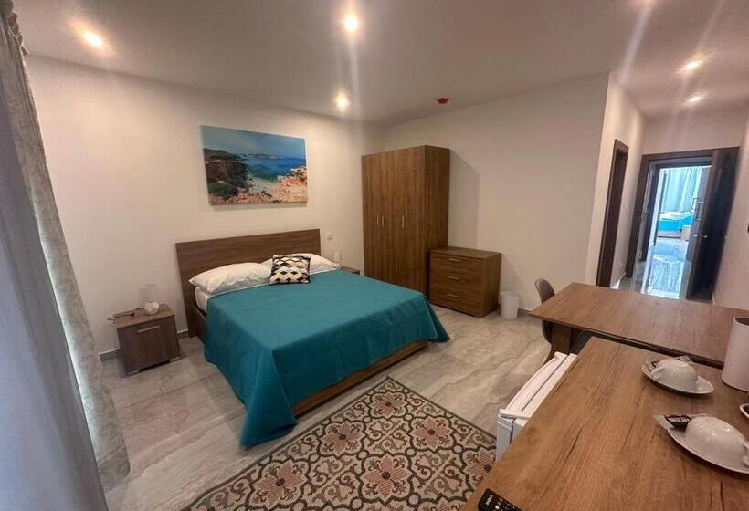 اتاق لوکس, La Bella Guesthouse