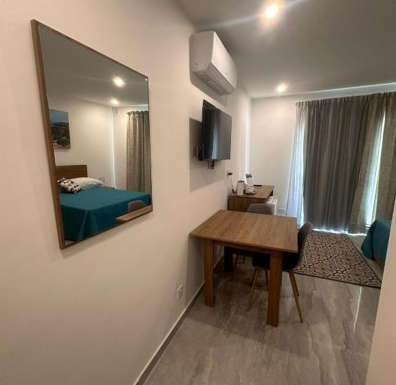 اتاق لوکس, La Bella Guesthouse