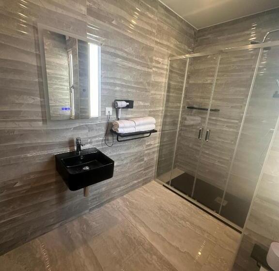 اتاق لوکس, La Bella Guesthouse