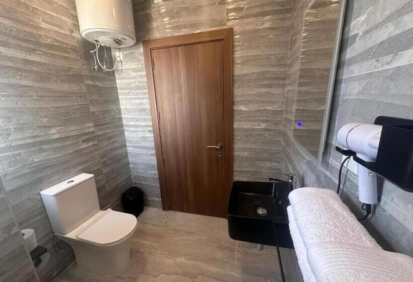 اتاق لوکس, La Bella Guesthouse