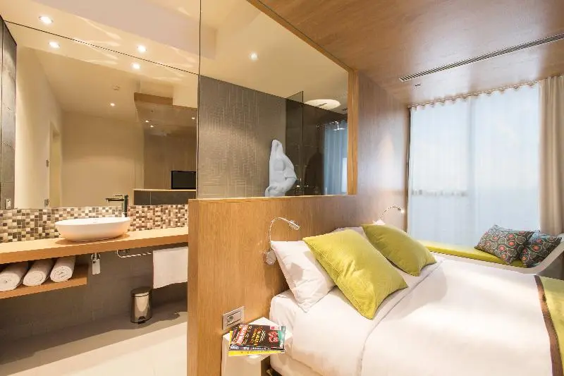 身障者適用スイートルーム, Holiday Inn Express Conyers, An Ihg