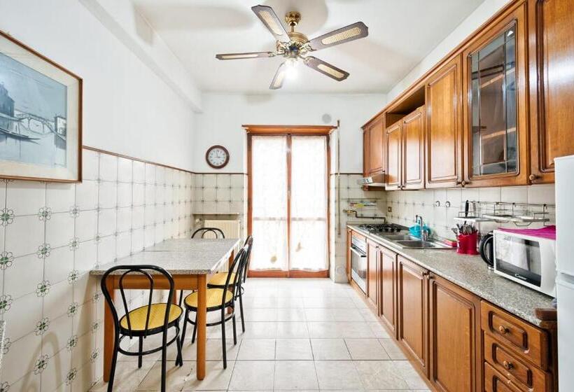 اتاق استاندارد با سرویس بهداشتی مشترک, Grand Canal Apartment Venice