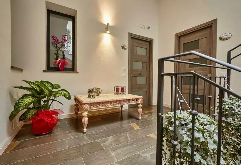 اتاق استاندارد سه نفره, Il Vecchio Marsala