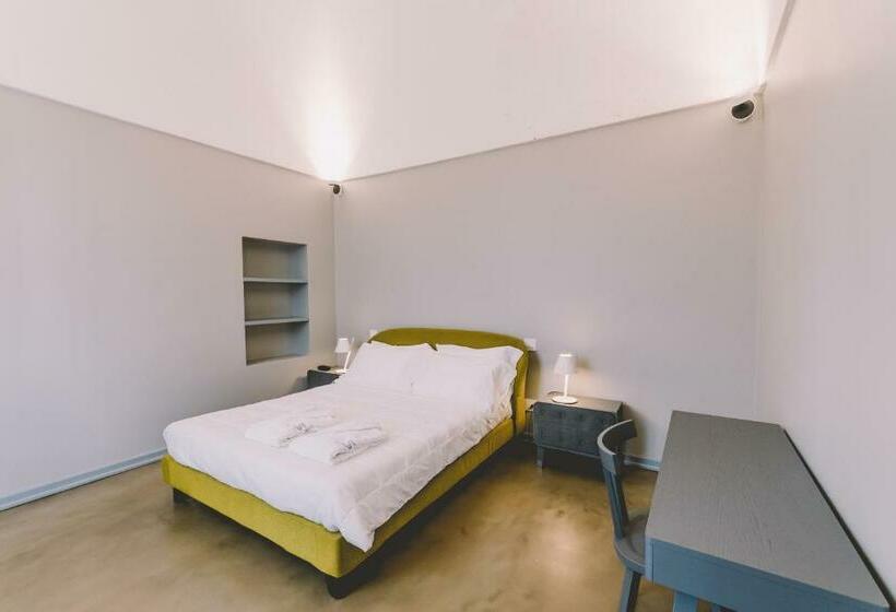 Casa 1 Quarto, Cinquevite