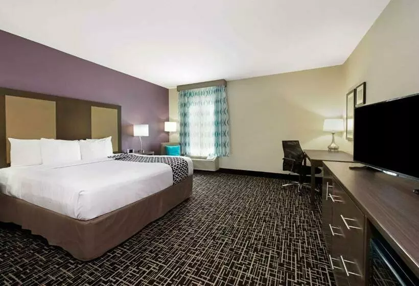 身障者適用キングサイズベッドルーム, La Quinta By Wyndham Lake Charles   Westlake