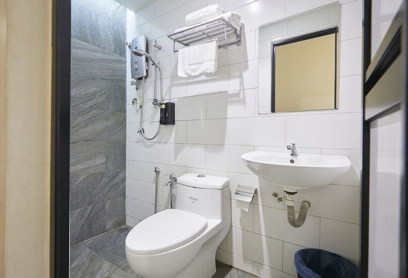 اتاق خانوادگی, Le Ruiz Boutique