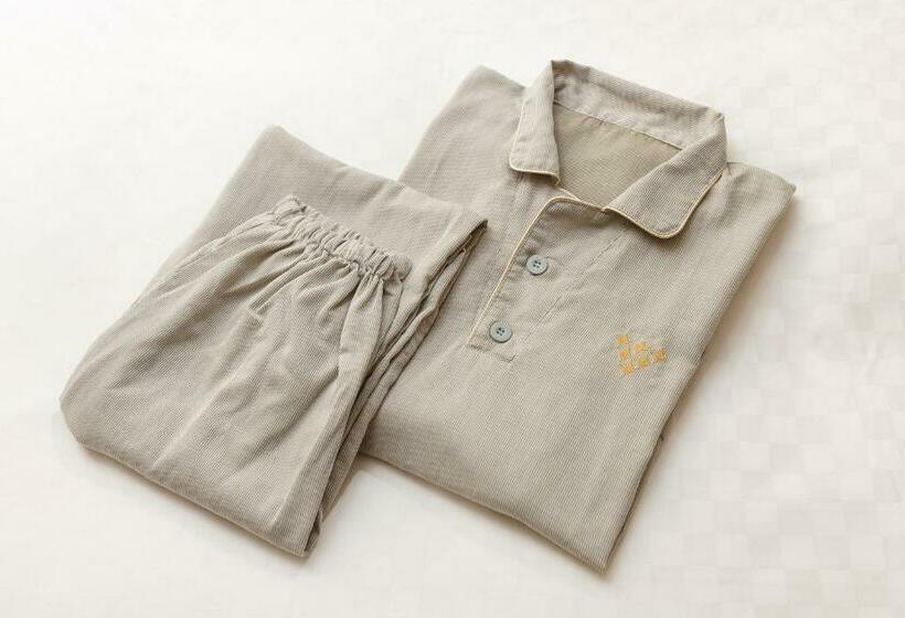 베이직 룸 더블 침대, Vista Sendai