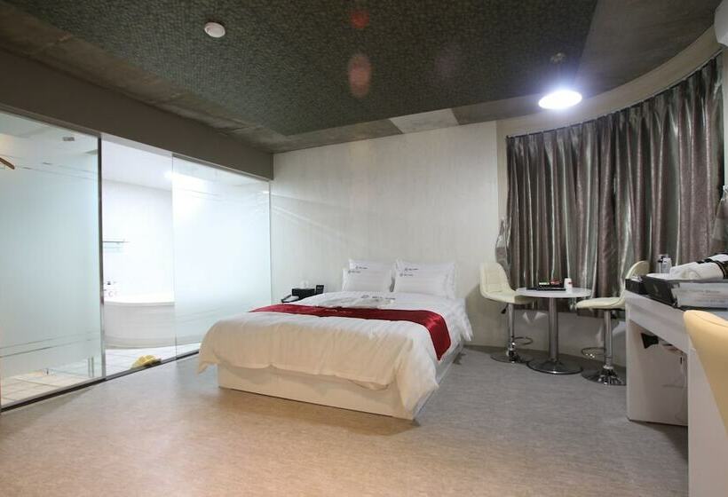اتاق استاندارد, Mix Motel Jeonju
