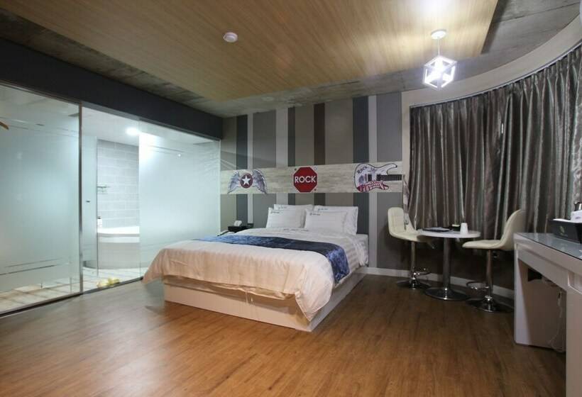 اتاق استاندارد, Mix Motel Jeonju