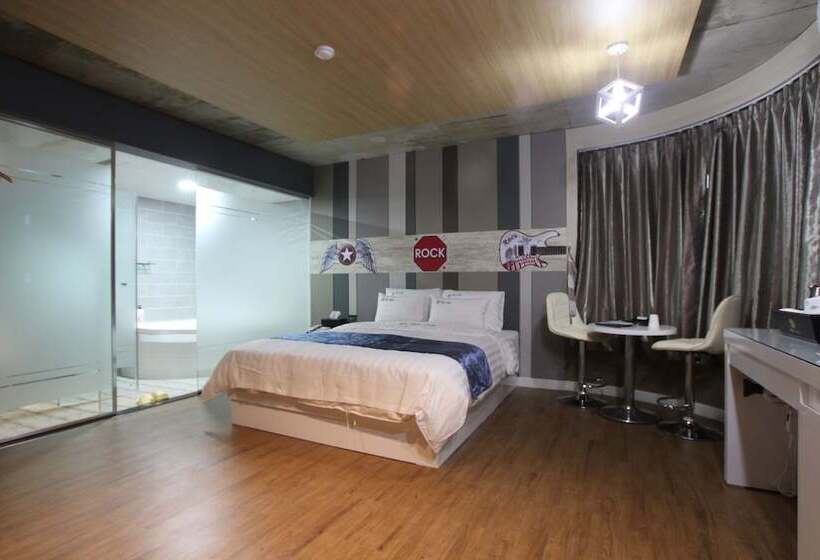 اتاق استاندارد, Mix Motel Jeonju