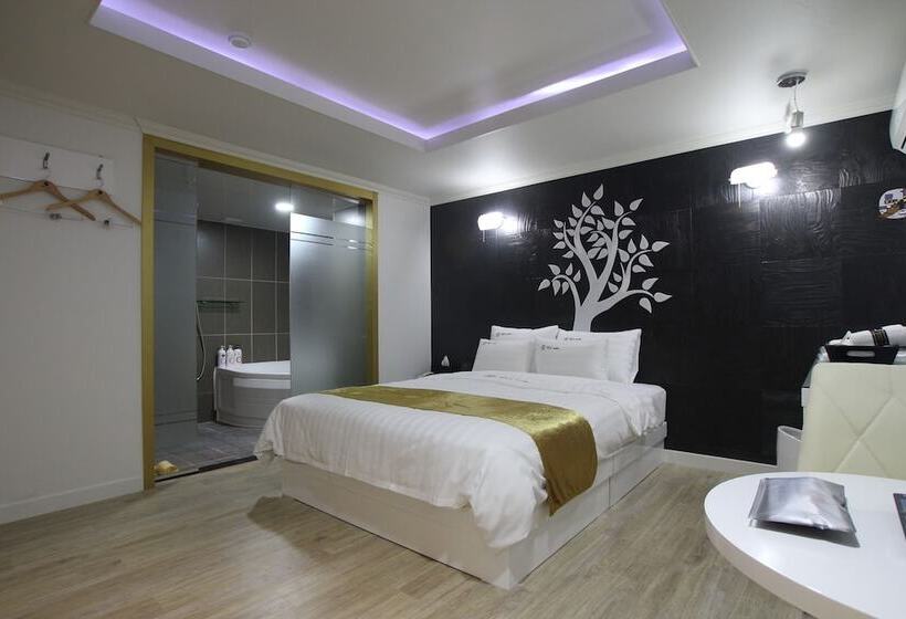 اتاق استاندارد, Mix Motel Jeonju